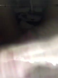 情窦初开漂亮学妹学人家用金手指扣小阴穴,一幅很想要的骚模样!