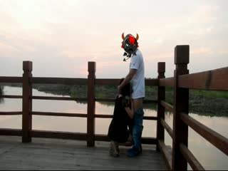 《典藏✅绝版✅分享》户外露出界鼻祖!曾火遍全网的美臀反差人妻【人间精灵】景区人前放肆露出