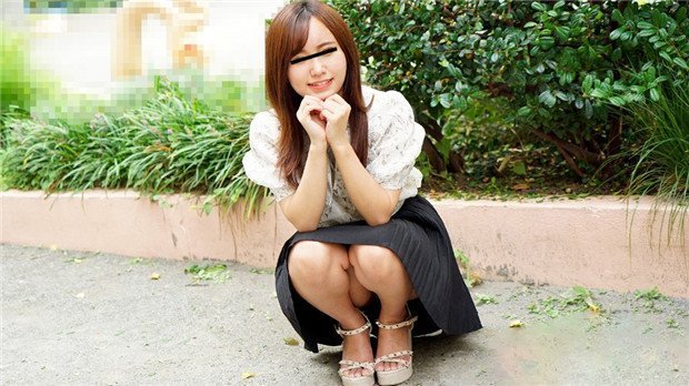 10musume 122323_01 物足りない彼氏にナイショでAV撮影！ちっちゃ可爱いパイパン桃尻娘！